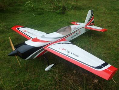 EXTRA 330SC 60CC Item No:H G060011 Specifications Wing Span Length Wing Area Flying Weight Gasoline Radio Description Carbon Fibre : 92" (2347mm) 84 1/2 " (2060mm) 1526.8 sq in(98.