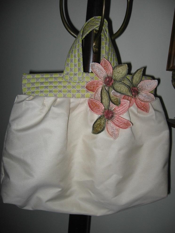 Floral Bag By Marie Duncan These fun and funky 3D flowers will bring a fresh breath of spring, to your wardrobe!
