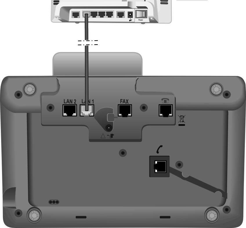 Primii paşi 3 1 2 1 Treceţi capătul cablului Ethernet furnizat (Cat 5 cu 2 mufe jack RJ45 modulare) prin locaşul din carcasă, din spate.