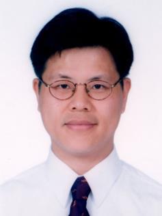 Engineering from the University of California, Los Angeles (UCLA), in 2005. From 1999 to 2001, he served in the military as a second lieutenant.