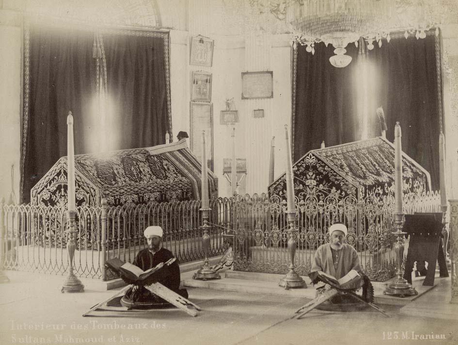 Intérieur des Tombeaux des Sultans Mahmoud et Aziz. Constantinople, M.