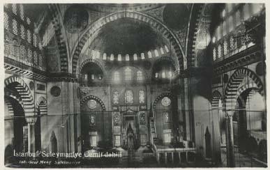 42,00 27 ISTANBUL. Suleymaniye Camii dahili.