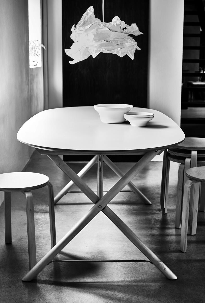 BUYING GUIDE Tables Fantastic tables for fantastic moments Eat, talk, play games or study.