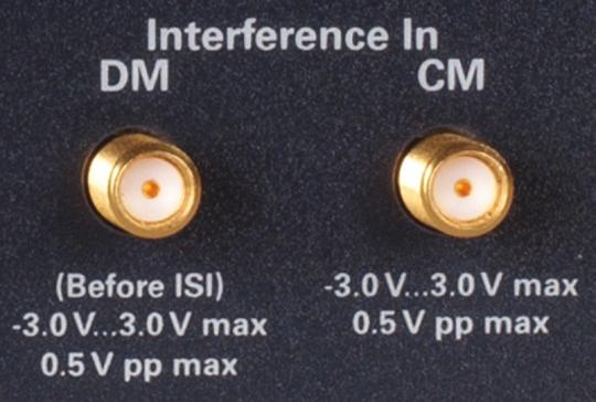 splitters. Front-panel connectors allow superposition of external interference sources such as sine wave generators or random noise sources directly into the pattern generator data.