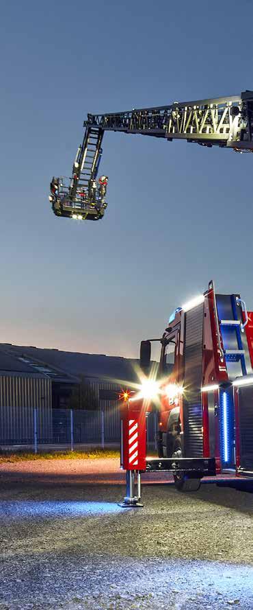Rosenbauer Aerial Rescue Expertise Whoever has their head in the clouds should still Rosenbauer with Metz Technology unwavering stability equals safety. Safety in operation.