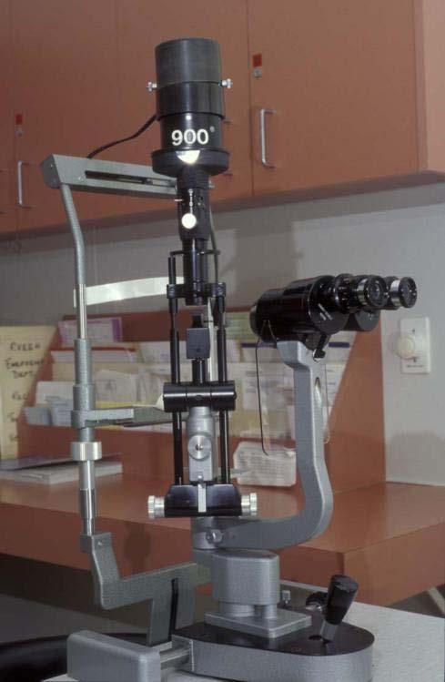 Slit lamp is an instrument which allows magnified inspection of interior aspect of patient s eyes Features Illumination system Magnification via binocular
