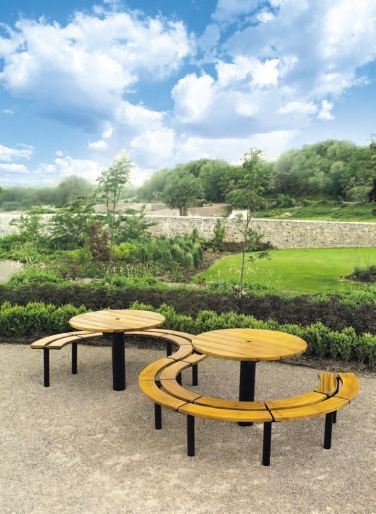 LAKELAND PICNIC SET An attractive circular picnic set, especially suitable as a feature in a landscape scheme.