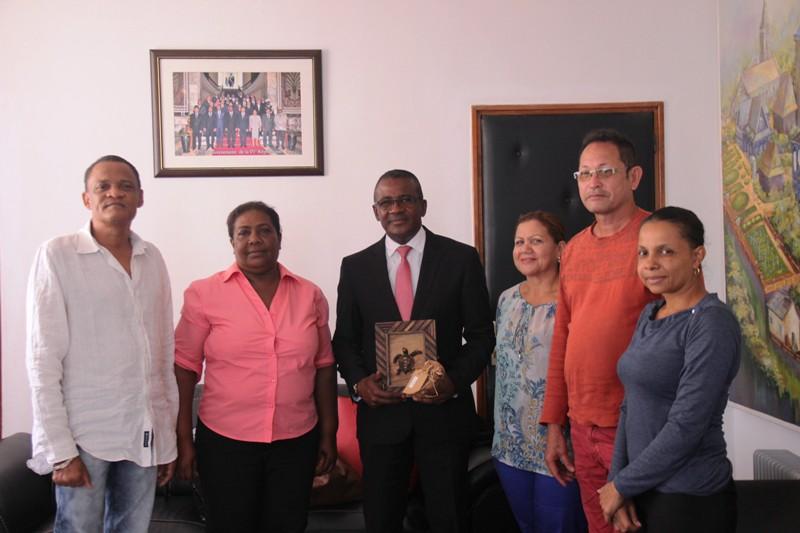 Day one: The first mission of the delegation was a visit to the Minister for Culture Jean Jacques Rabenirina in the centre of Madagascar, Antananarivo.