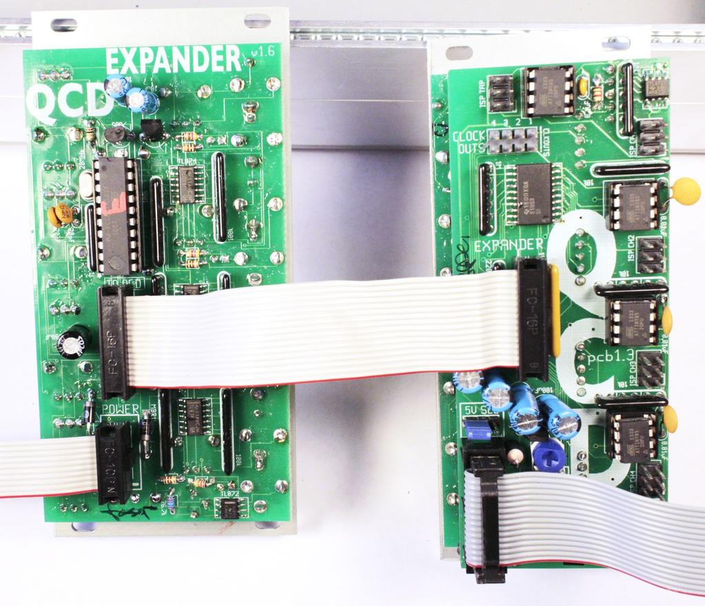 Connecting to the QCD First, remove all the jumpers from the QCD's "EXPANDER" header. Save these jumpers with your QCD box and manual in the bag provided with the QCD.