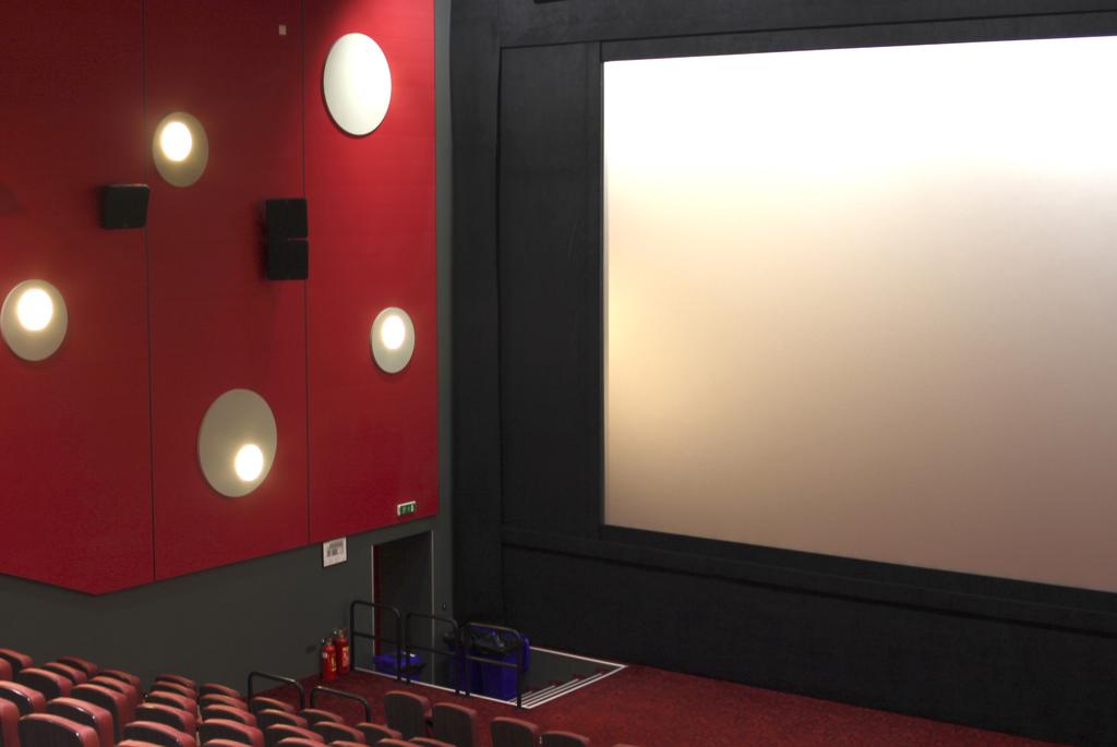 The innovative material poses a new level of design quality to our cinemas, combining aesthetics and acoustics, which also positively affect the experience for our customers.