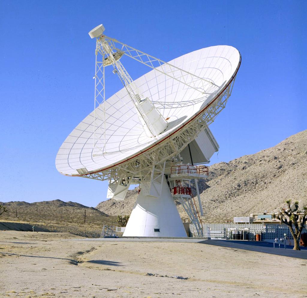 90 Chapter 4 Fig. 4-1. DSS-13, the Venus antenna. mately abandoned when beam-waveguide (BWG) antennas were introduced into the DSN.