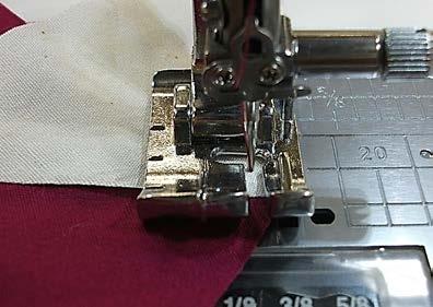 ¼ Seam Foot Without Guide (O) Markings at the front and
