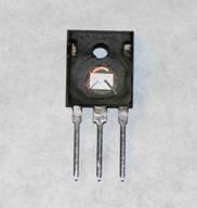 Encapsulated (left) and de-encapsulated (right) Si MOSFET package.