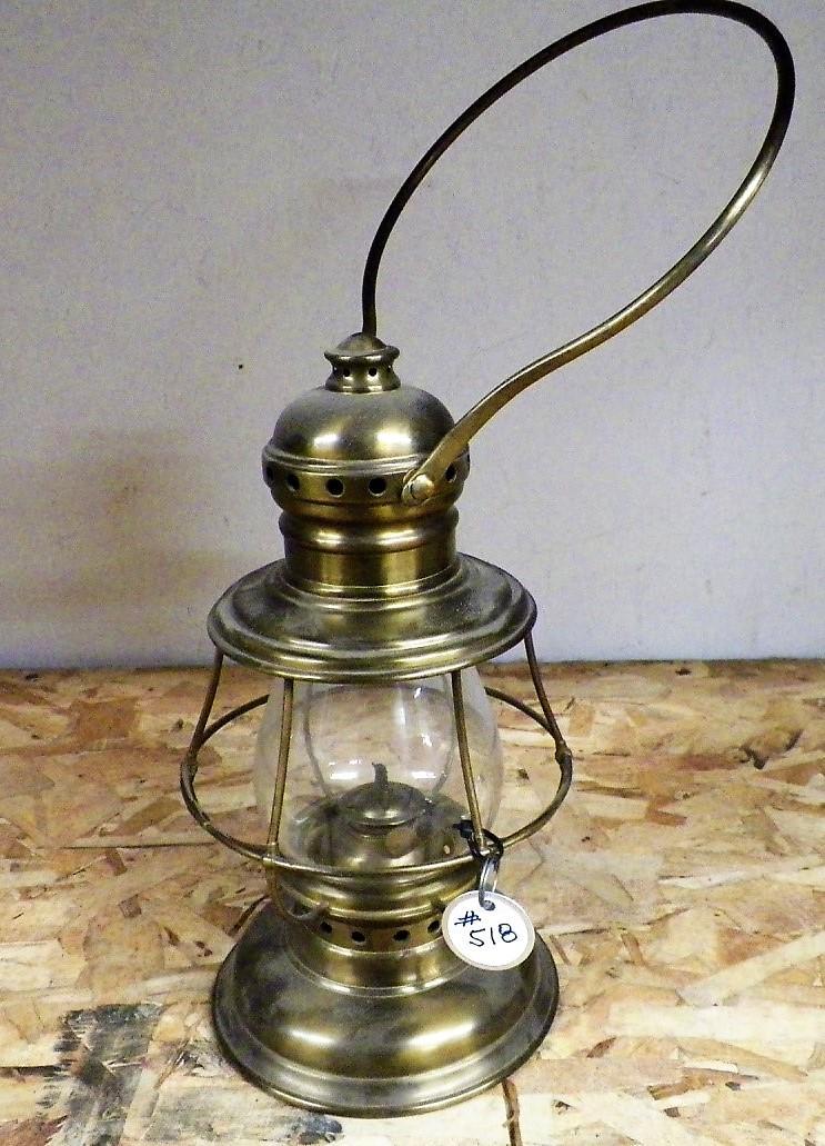 Conductor s Hand Lantern Peter Gray: Conductor Hand Lantern The Conductor Hand Lanterns are brass or nickel plated over brass and generally smaller in size than the tall globe lanterns.