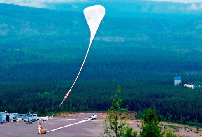 1 First Drop Test The first drop test of the D-SEND#2 was conducted on 16th of August in 2013 in ESRANGE space center. The balloon launch was successfully performed (Fig.9&Fig.10).