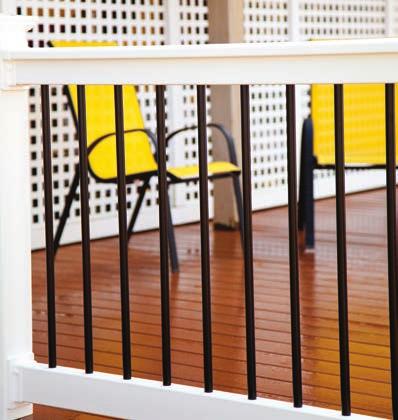 Finyl Line s specially designed T-shaped top rail provides exceptional durability and