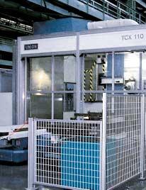 UNION T / TC 110 / 130/ 150 UNION TU / TCU 150 Table Type Machines: especially suitable for multi side machining of mediumsized parts The ideal 5-axes controlled machines for multiple side machining