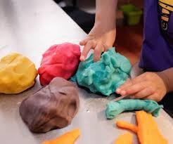 Weekdays either 10:am noon or 1 3:00pm $30/person Instructors: Uta Preuss, Charis Ng, Tina Bourassa, Cindy Barratt, Susan Casault July 20-24 th In this week s classes kids will be learning about clay