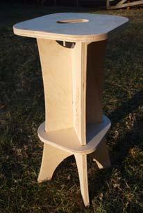 the legs (Skip this step when assembling the smaller stools) Fit the