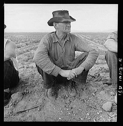 FARMERS STRUGGLE Photo by Dorothea Lange During World War I European demand for American crops soared After the war, they faced international competition,