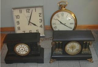 2 Mantle Clocks: One Wood