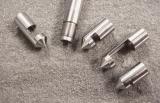 lightpath) High repeatability Light shield to reduce stray light The replaceable threaded tips (Figure 2) are available in standard pathlengths of 2 mm, 5 mm, and 10 mm, with special order