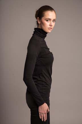 ARMS - LONG SLEEVE MERGERS 1: CREATE NEGATIVE SPACE There are three main solutions.