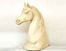 R50.00 White Horse Head 37 x 27 cm DA001 R120.