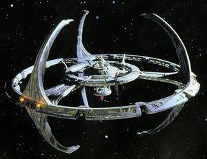 Star Trek: Deep Space Nine Differences between DS9 and other Trek series: Takes place on space station (repeated contact with different species, not just perepisode contact