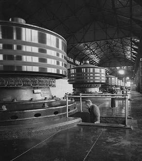 Original Westinghouse Generators at Niagara Falls, Oct.