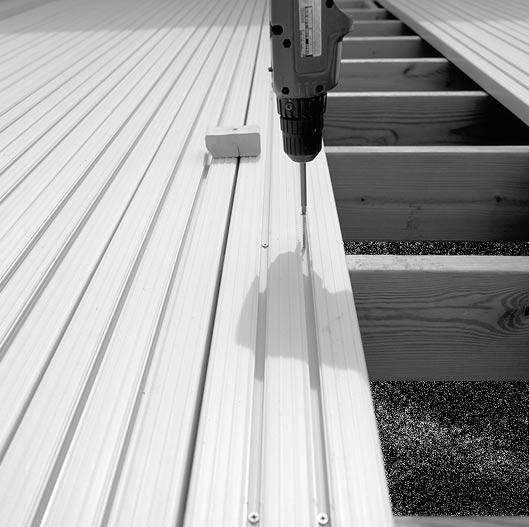 built on 6" centers. The unsupported span of vinyl deck planks must not be more than 4" overhang from the edge.