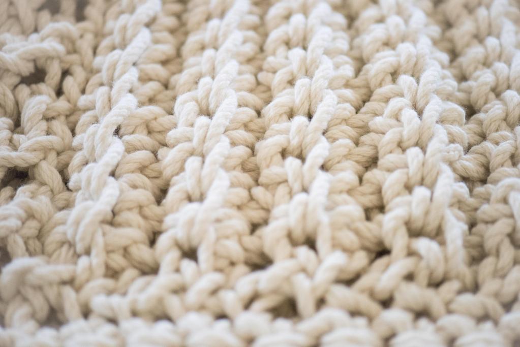 Would you love to crochet a soft and chunky blanket with expert guidance and be part of a community of like-minded creative souls?