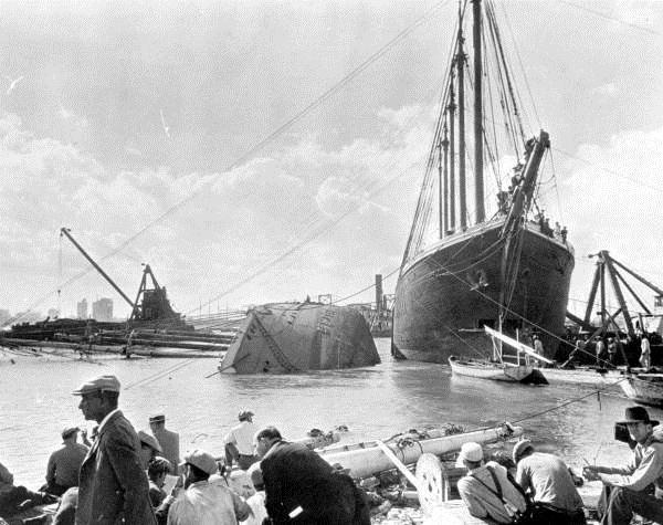 The ship sank in the Miami harbor on January 10, 1926.