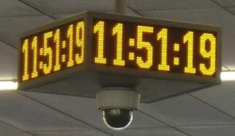 LED digital clock Clock system of accurate time is based on GPS signal receiver which it receives accurate time from.