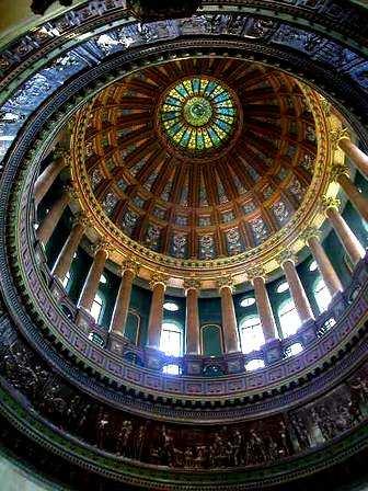 Here, the Illinois Senate & House of Representatives meet to discuss different bills and laws.