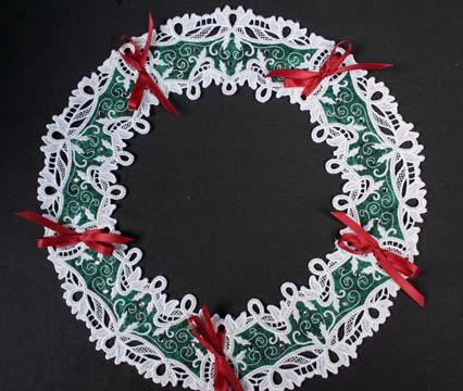 WREATH Wreath Instructions: Follow the GENERAL APPLIQUÉ AND LACE INSTRUCTIONS
