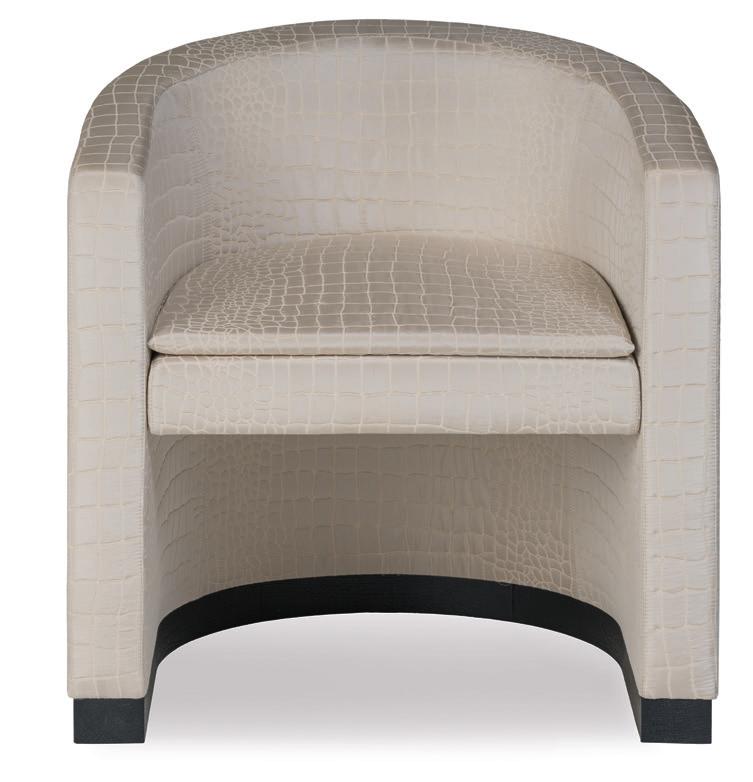The Classic range offers an extremely curved seat marked by a plain minimalism.