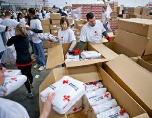 TITLE SPONSOR Premier Recognition $10,000 Your gift may support American Red Cross services in our community such as: Providing 500 families with Red Cross clean-up kits, or Providing food & Shelter