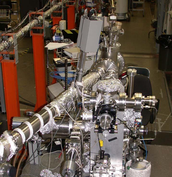 Beamline 1: Optical Configuration Beamline 1 H 2 O atmosphere Detector Input beam from SURF III Focusing mirror Sample chamber Mo/Si Multilayer sample Be