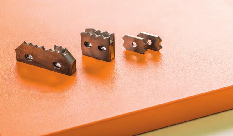 THROUGH-FEED SMALL BUT POWERFUL! Scraper trio for any application LEUCO gives you the choice! Scrapers allow you to apply that perfect finishing touch to your workpiece after edging.