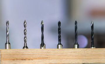 CNC LEUCO OFFERS ITS CUSTOMERS THE BROADEST RANGE OF DOWEL DRILL BITS AND THROUGH-HOLE DRILL BITS ON THE MARKET Customers can select from seven different drill bit types, from the inexpensive ECOline