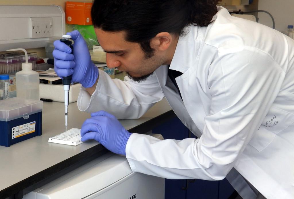 Where your money goes 20 could fund a student s materials and equipment for a day, helping to move gene therapies out of the lab and into clinical trials 50 could help support our PhD students - some
