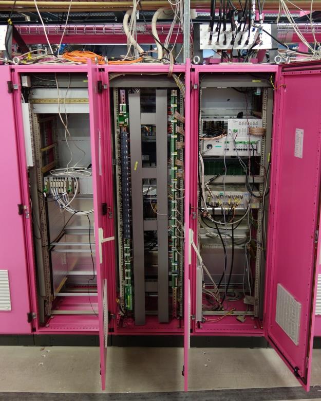 SSA pictures: control racks old new Control racks has to be dismantled completely and