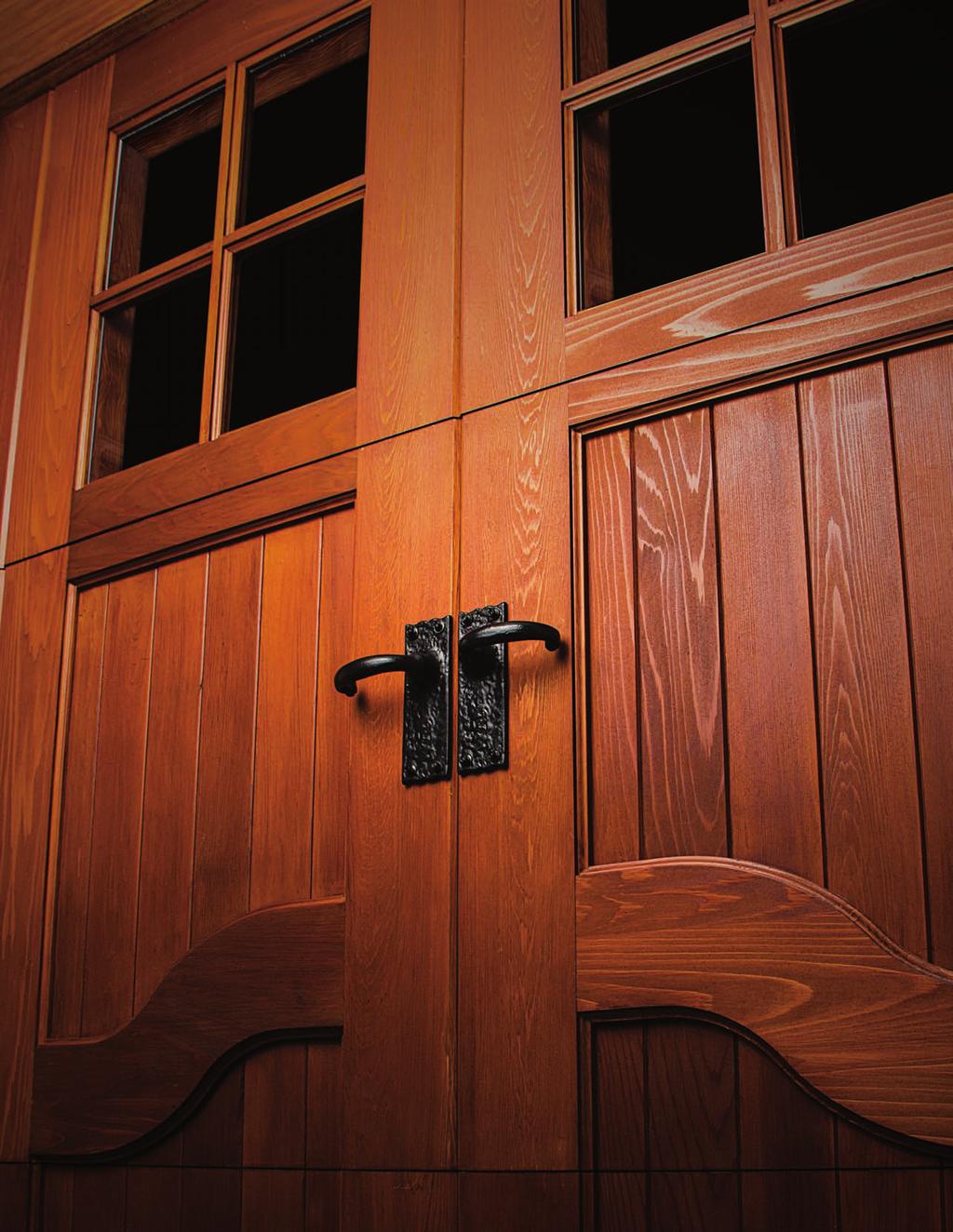CARRIAGE HOUSE SERIES DECORATIVE HARDWARE