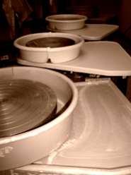 Adult Classes Pottery Basics Have you ever wanted to try the pottery wheel? This class will introduce you to the basics of throwing, and glazing. All materials are food and microwave safe.