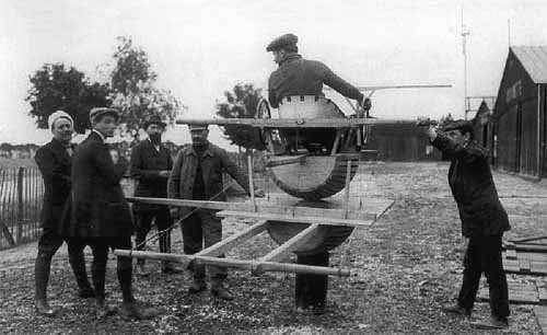 This created the necessity for flight training and led to the appearance of the first flight simulators. One of the first truly synthetic flight training devices was the Antoinette trainer [1].