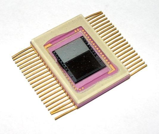 CCD 17M CCD 17M is a frame transfer photosensitive device with bulk n-channel and a substrate of p- type. Overall number of pixels in output register is 545.