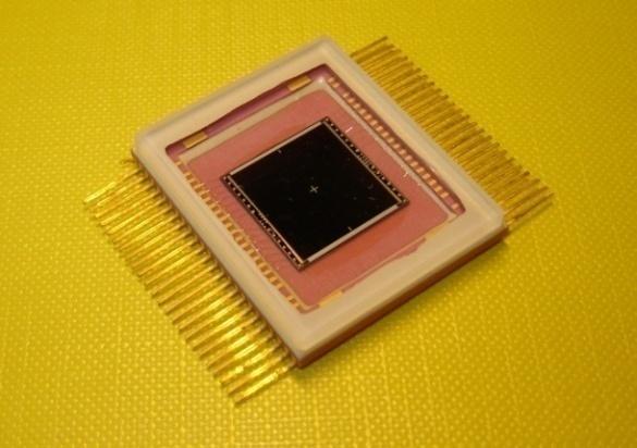 LINEAR CCD 29L CCD 29L comprises two identical linear CCDs arranged in parallel on one chip at 12.5 mm distance with independent control. SPECIFICATIONS Number of photosensitive regions, pcs.