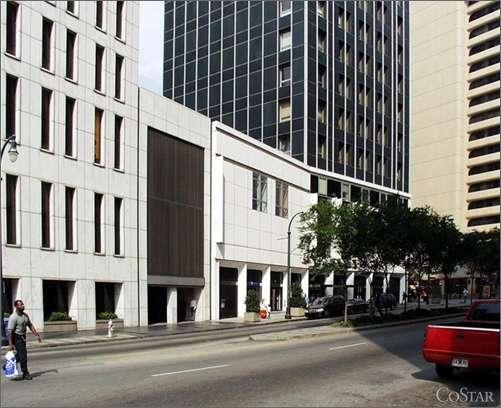18 Marietta St NW Lee Dental Center Class C Office Status: Built 1930 Stories: 1 RBA: 10,000 SF Typical Floor: 10,000 SF Total Avail: 3,000 SF % Leased: 70.