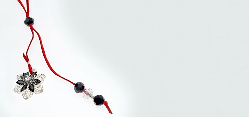 FLEUR NOIR LARIAT NECKLACE Beads 5900 1 pc. 14mm Crystal Silver Shade 001 SSHA Beads 5900 3 pcs. 14mm Jet 280 Filigrees 62011 1 pc.
